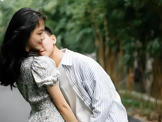 为了逃避妻子的期待，老公选择出轨小三